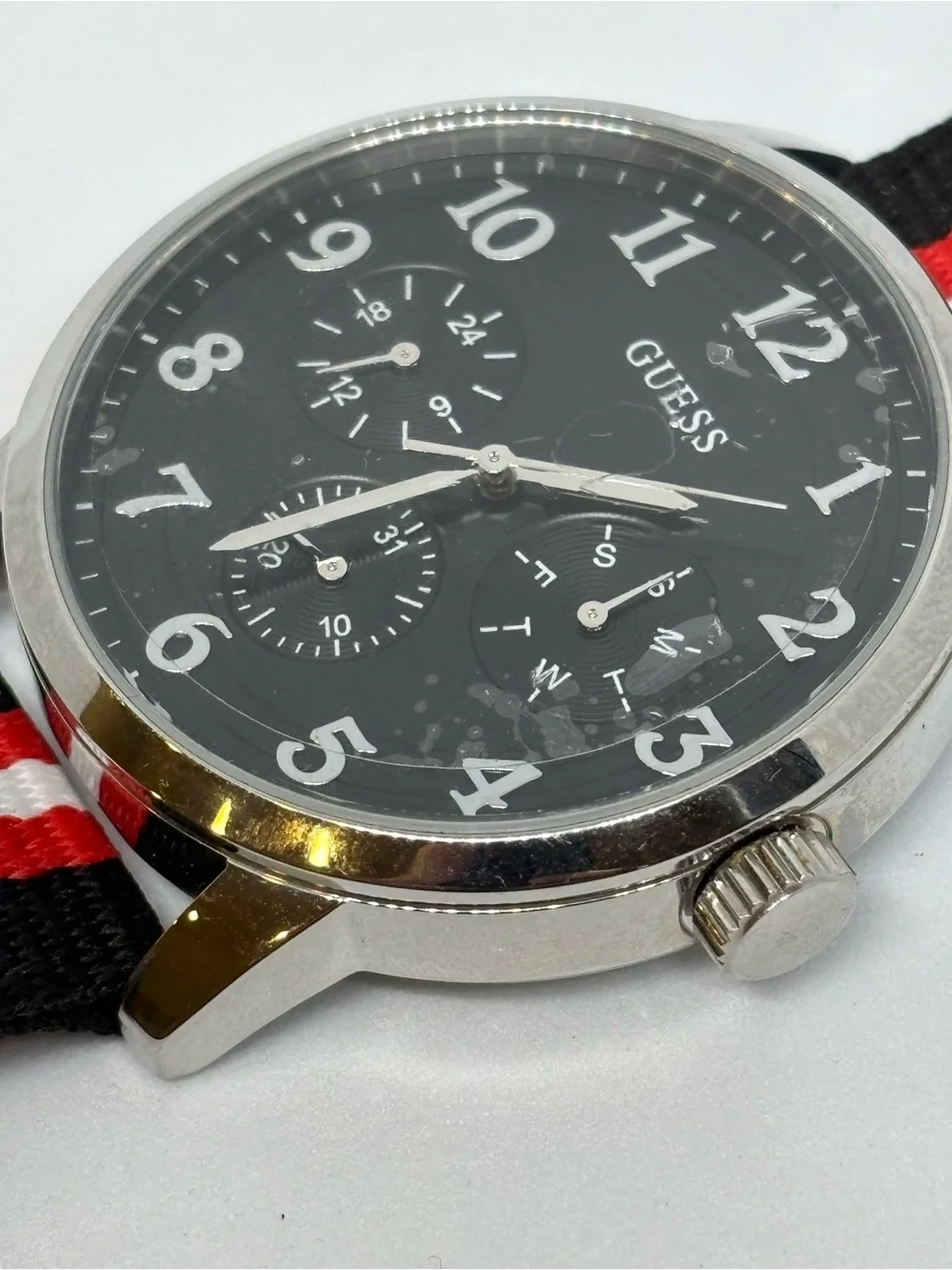 Guess Brooklyn W0975G1 Multi-Dial Watch